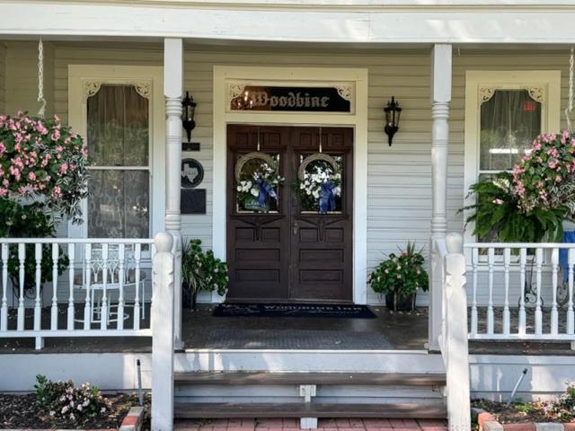 Woodbine Inn And Restaurant Madisonville Bagian luar foto